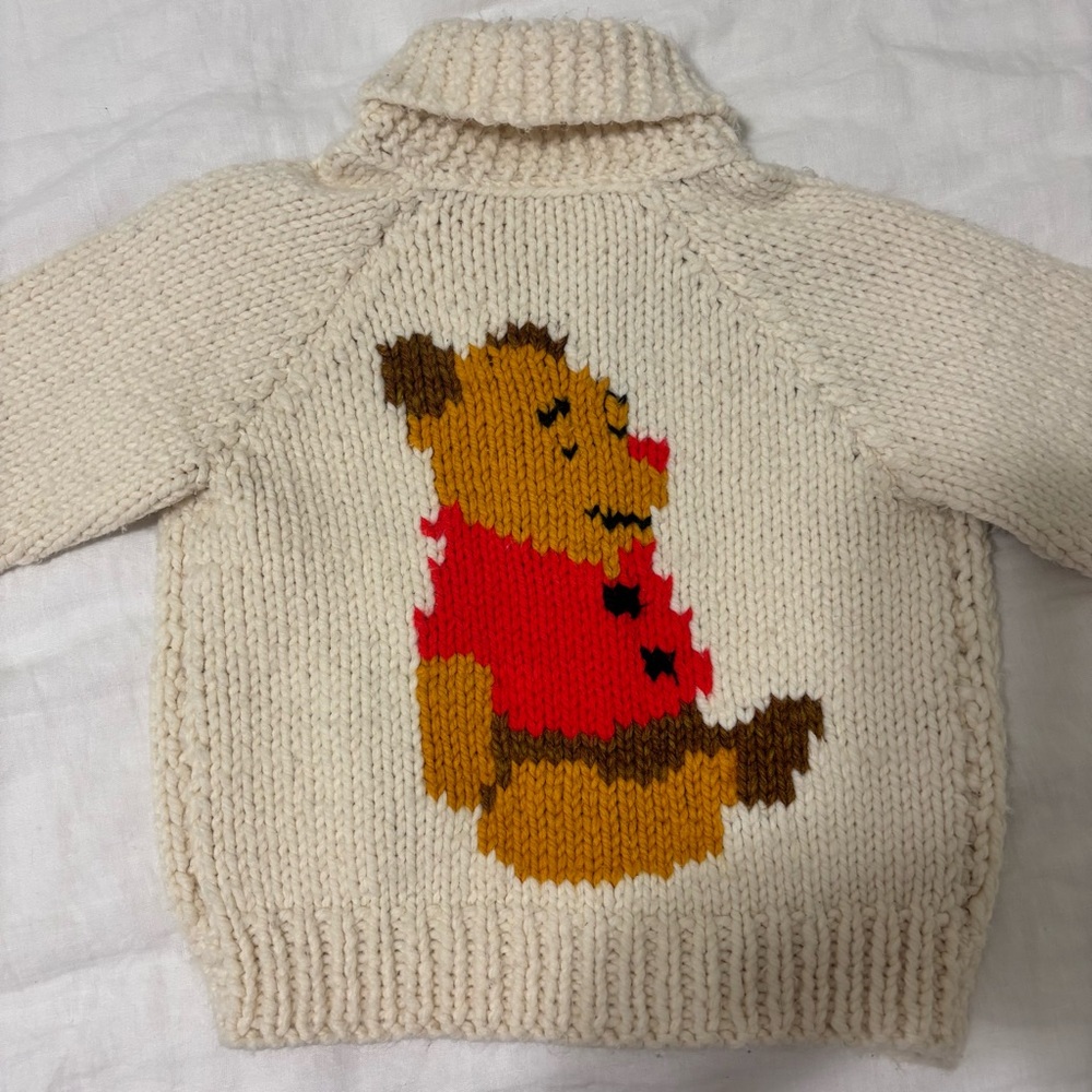 Vintage Pooh Bear Hand Knitted Sweater Size 4/5